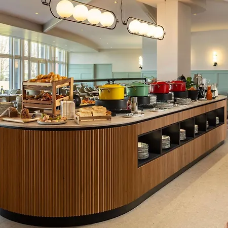 Mercure Hotel 4*