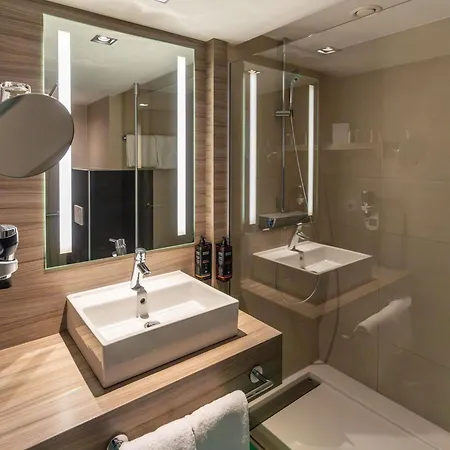 Mercure Hotel 4*