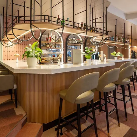 Mercure 4*