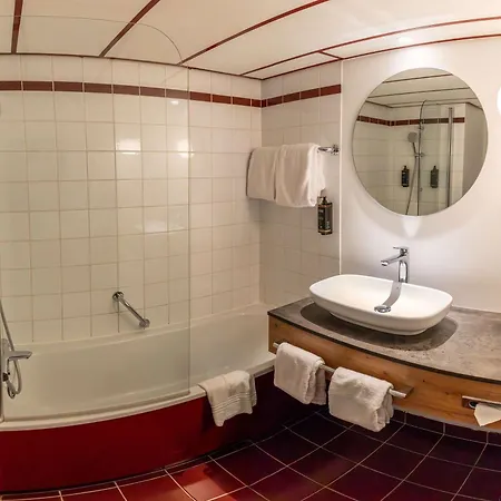 Mercure Hotel 4*